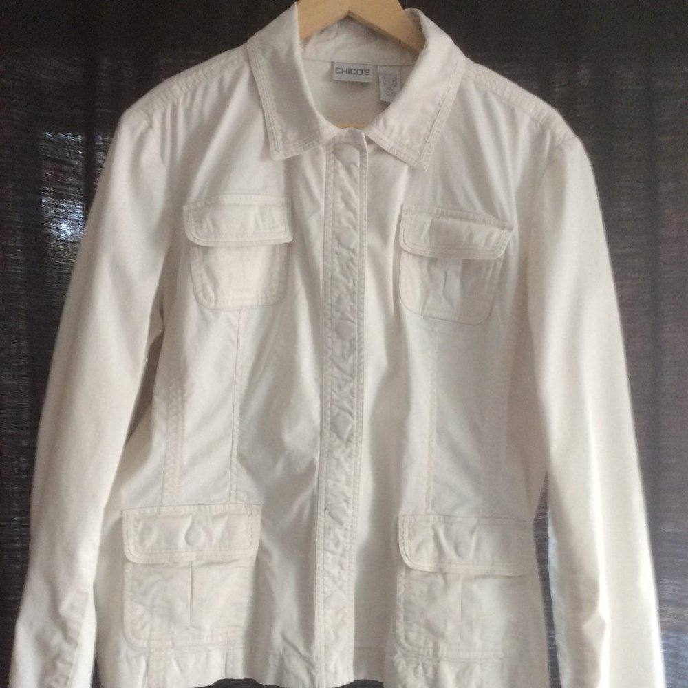 Chico's Fall/Spring light weight off white jacket. Size L